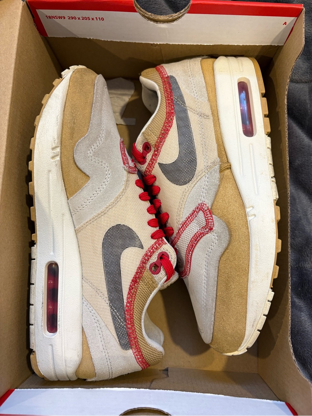 Nike Air Max 1 Premium SE “Inside Out” Gold/Black 858876-713 Youth 6.5